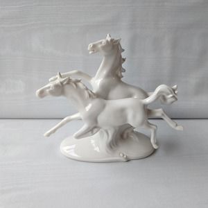 Vintage German Carl Scheidig Graefenthal Running Wild Horses Porcelain Figurine